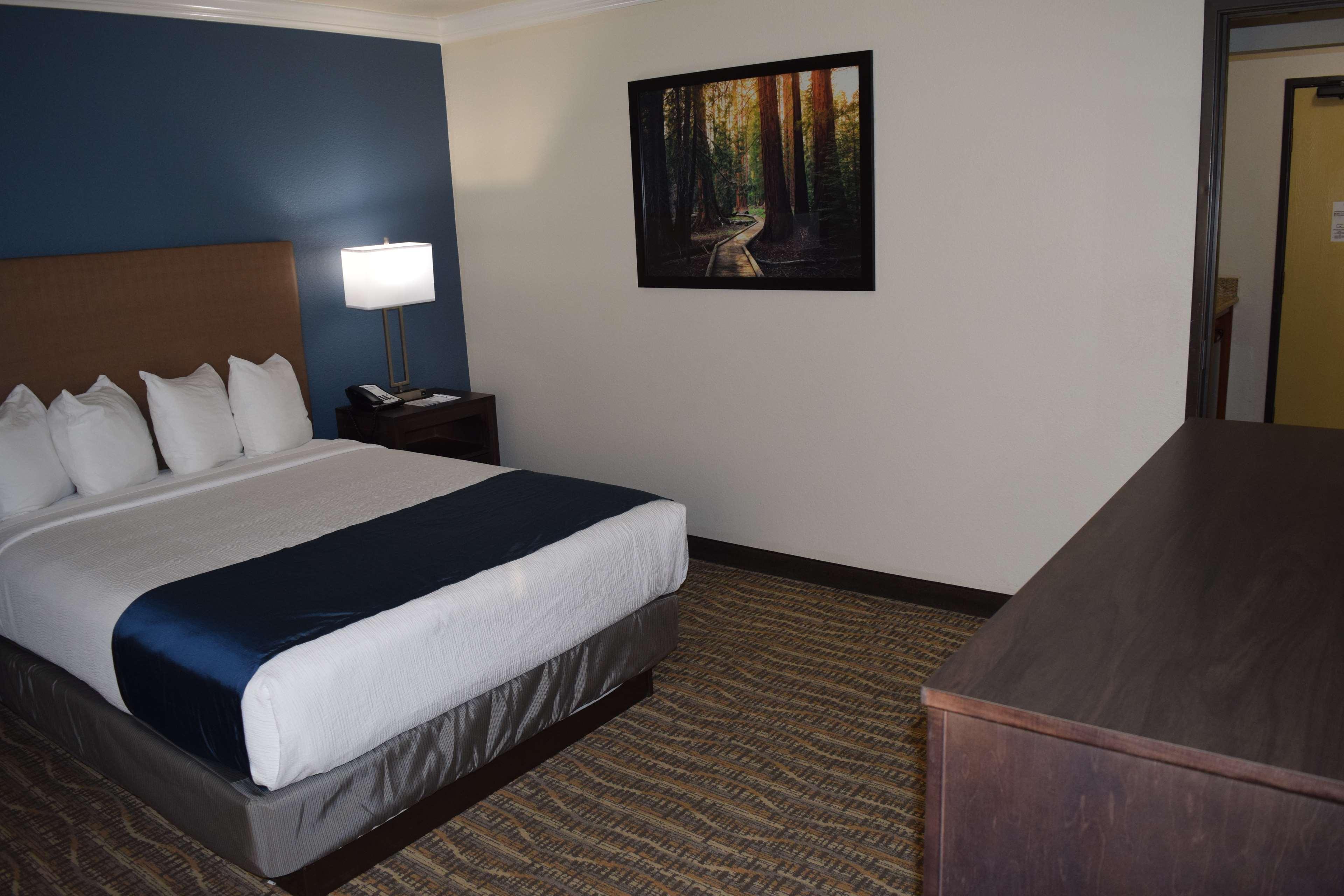 Best Western Town & Country Lodge Tulare Exterior foto
